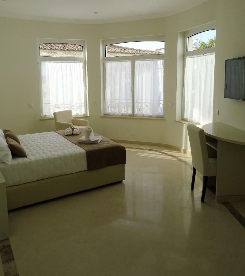 Bowen, Luxury Suites ラゴス エクステリア 写真