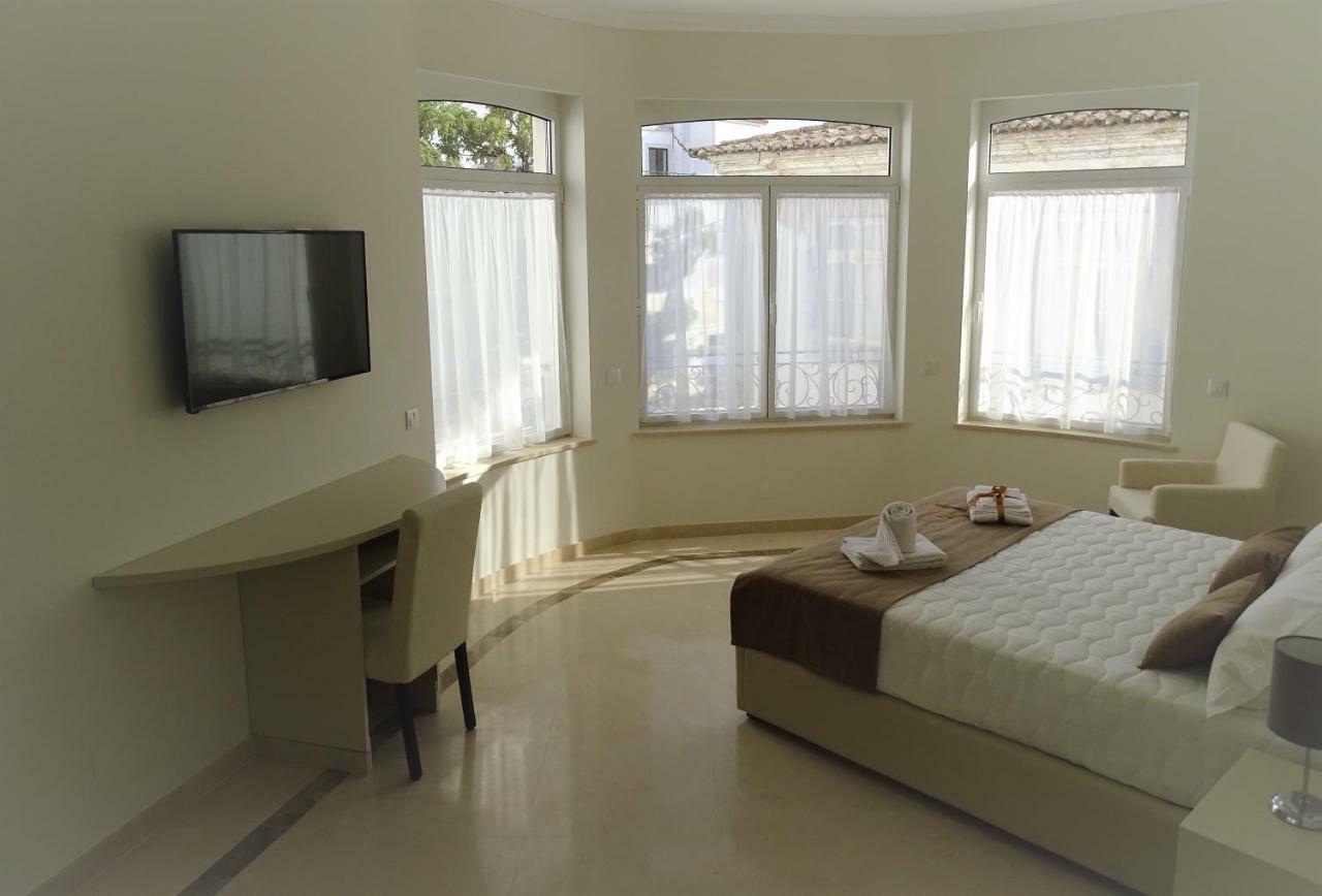 Bowen, Luxury Suites ラゴス エクステリア 写真